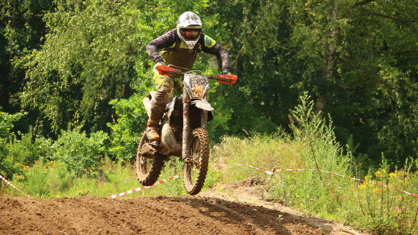 Teciomar Abila explica como a aerodinâmica é decisiva para o desempenho de campeões no automobilismo.