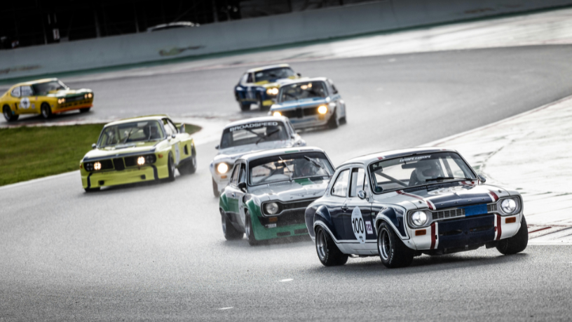 Felipe Schroeder dos Anjos destaca como as trilhas de carros podem unir aventura, paixão automotiva e respeito ao meio ambiente.