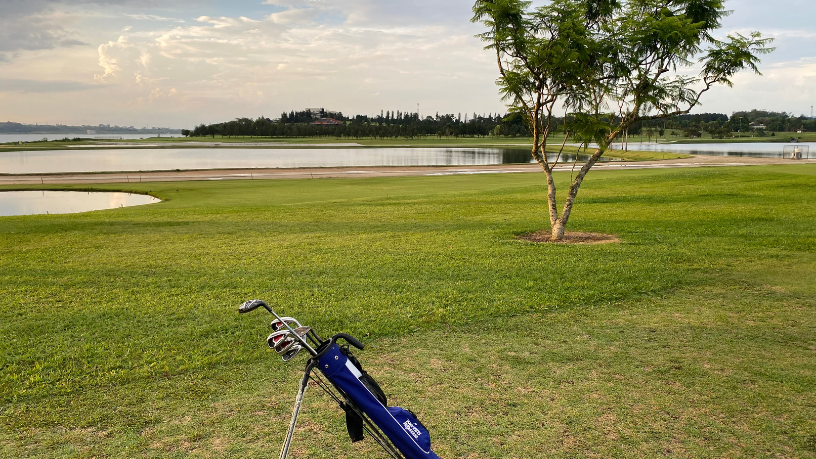 O golfe é sinônimo de classe, disciplina e superação, afirma Milton Seigi Hayashi.